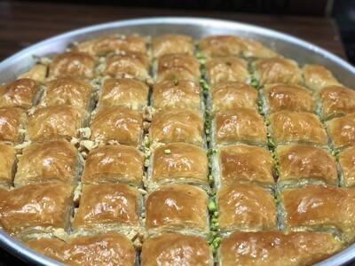 Fıstıklı cevizli karışık baklava